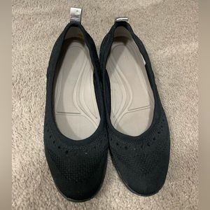 Cole haan flats. Zero grande size 8